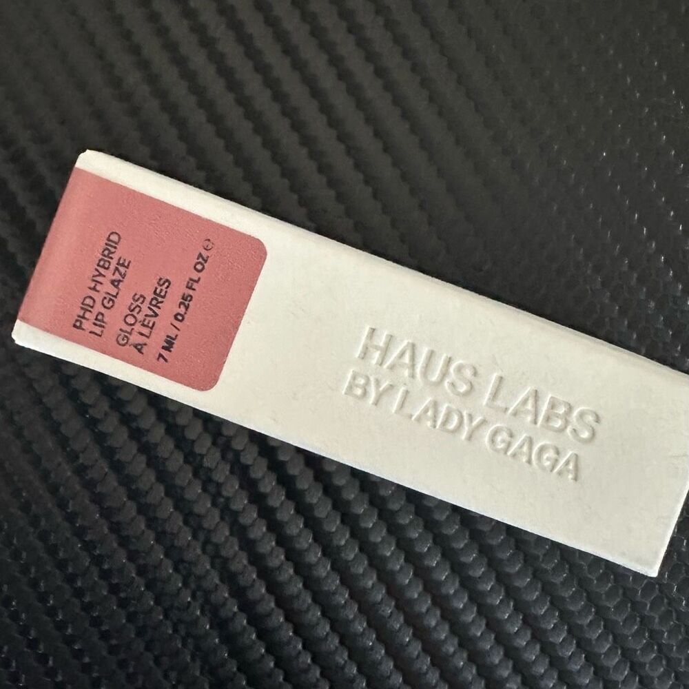 New! Haus Labs PHD HYBRID LIP GLAZE - Picture 2 of 5
